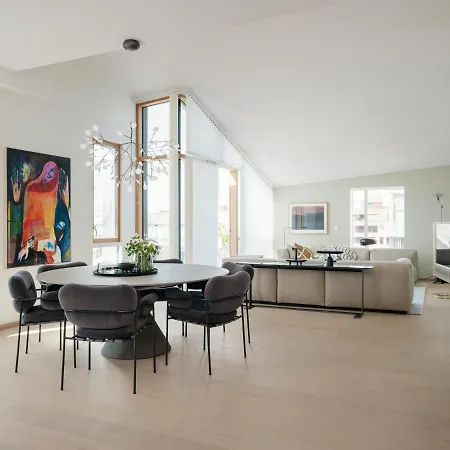 Fully Serviced With Spectacular Views Towards The Munch Museum Oslo