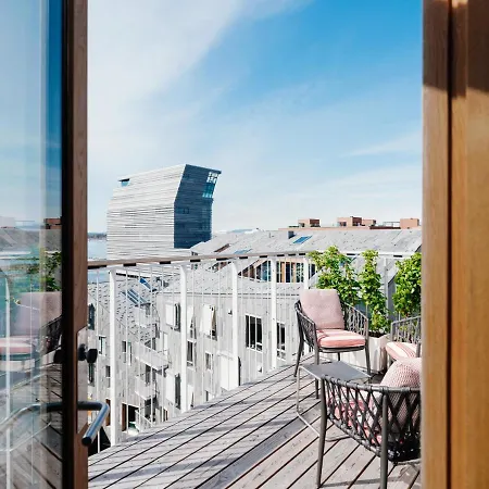 Fully Serviced With Spectacular Views Towards The Munch Museum
